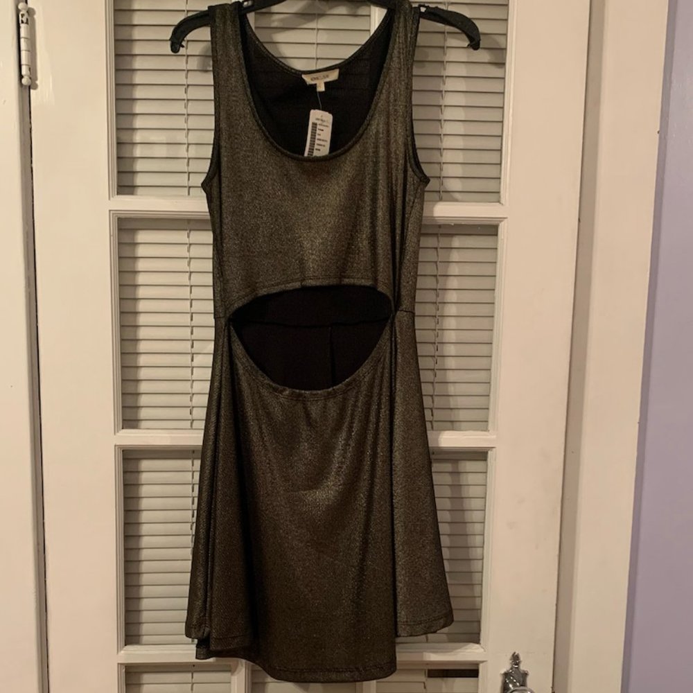 Gold Metallic Skater Dress Size Large